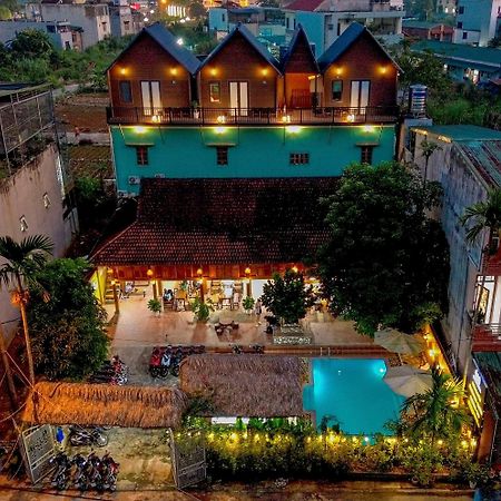 Odyssey Hostel, Tours & Motorbikes Rental ハザン エクステリア 写真