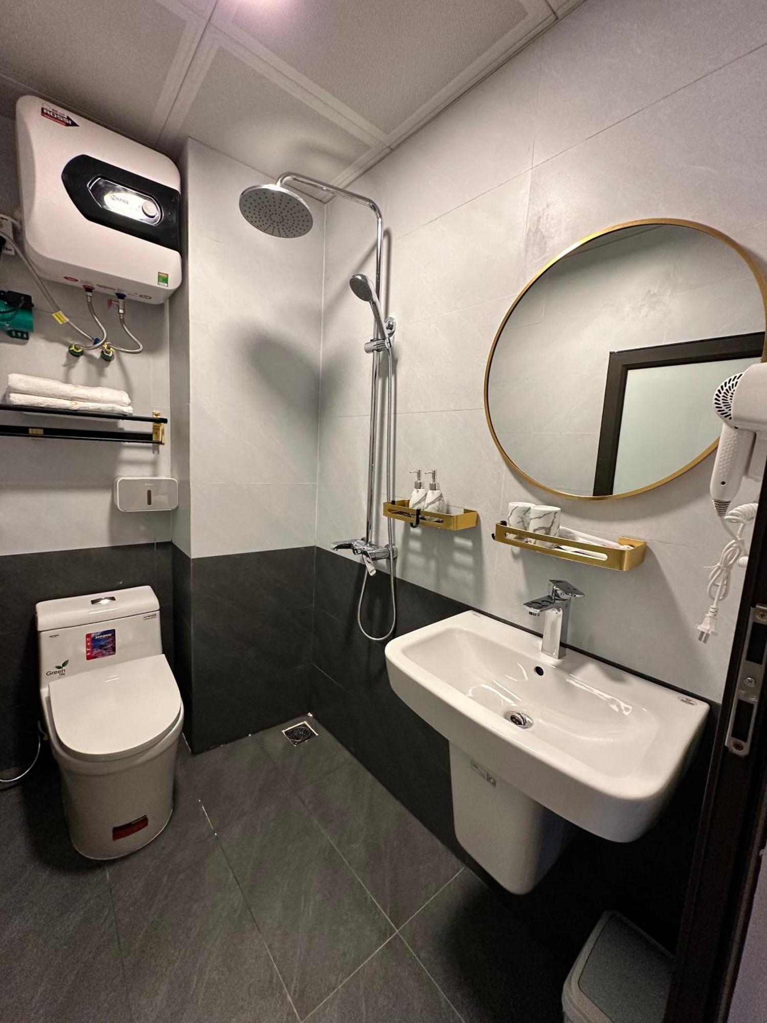 Odyssey Hostel, Tours & Motorbikes Rental ハザン 部屋 写真